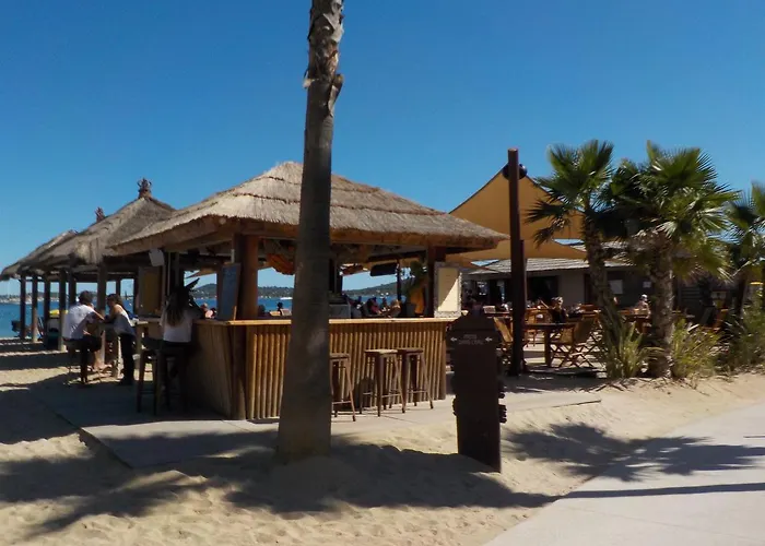 Port Marché *